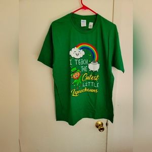 NWT St Patrick's day Tshirt